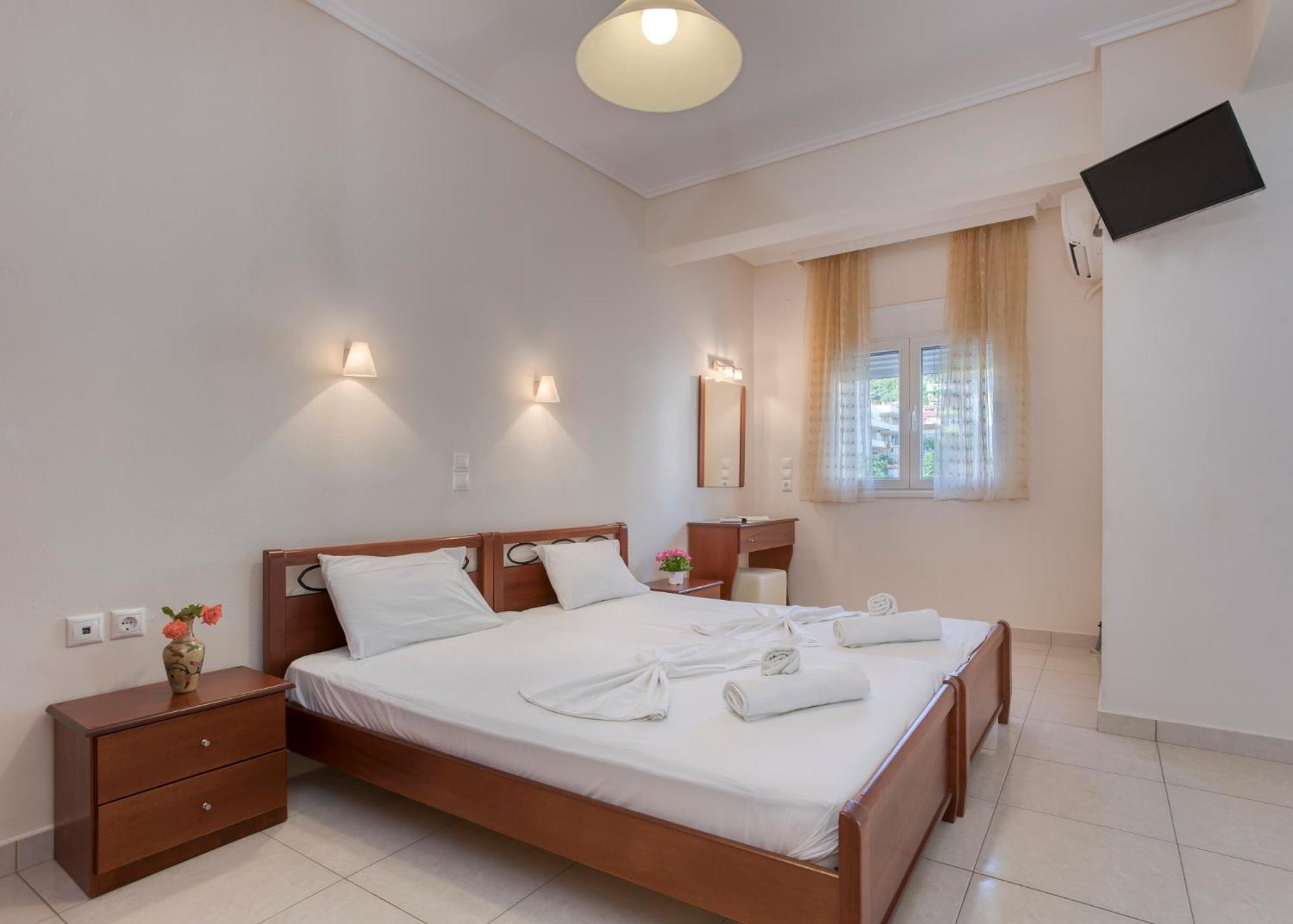 Niovi Luxury Apartments Loutra Edipsou  Dış mekan fotoğraf