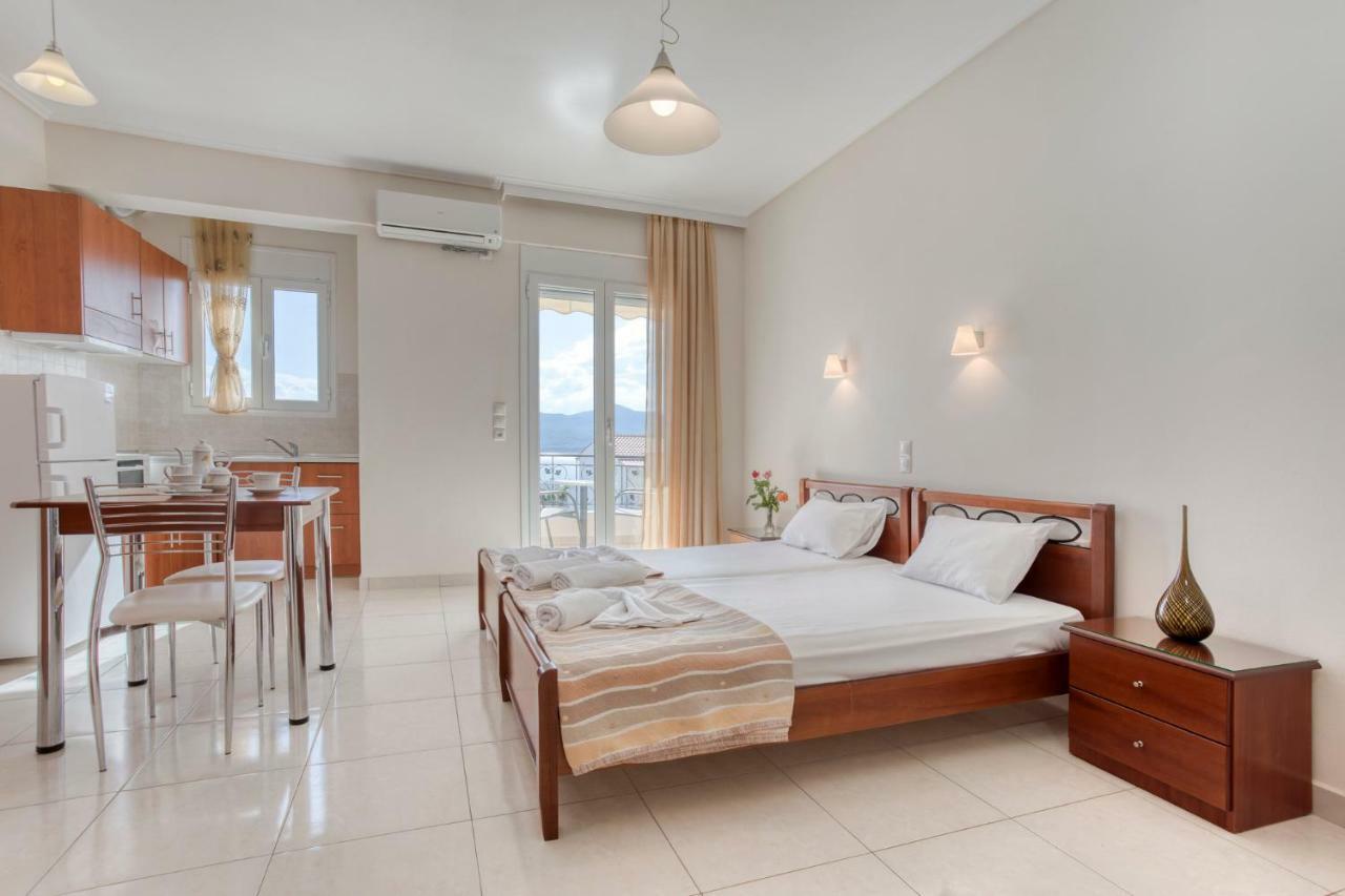 Niovi Luxury Apartments Loutra Edipsou  Dış mekan fotoğraf