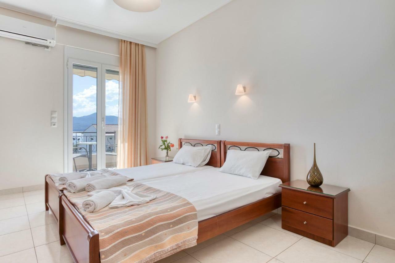 Niovi Luxury Apartments Loutra Edipsou  Dış mekan fotoğraf